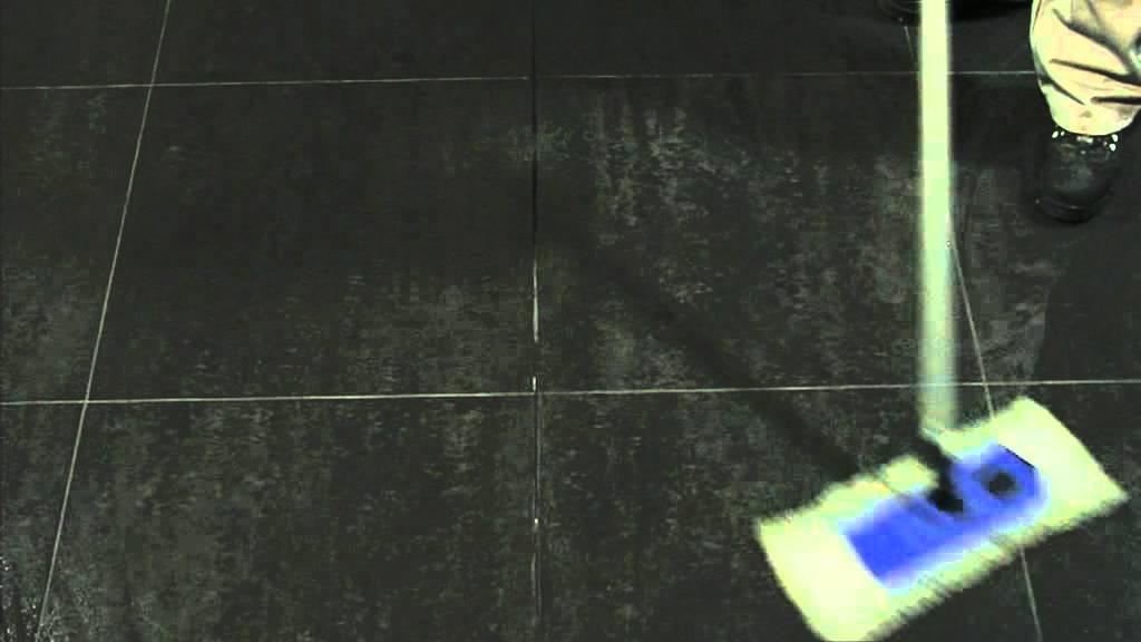 Feinsteinzeug (poliert) - pflegen